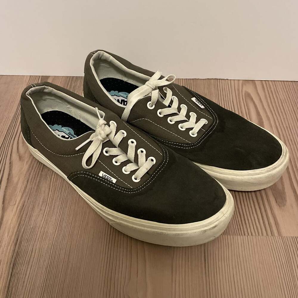 Vans Skate Era Twill Sneakers in Grape Leaf Men’s Sz 11.5
